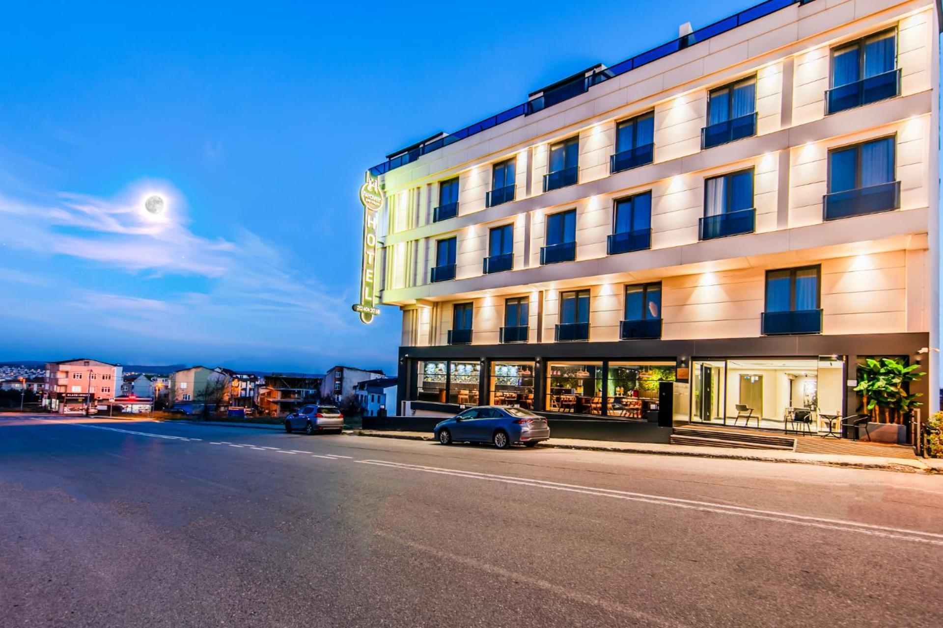 Heaven Premium Hotel Restaurant & Airport Shuttle Arnavutkoy Exterior foto